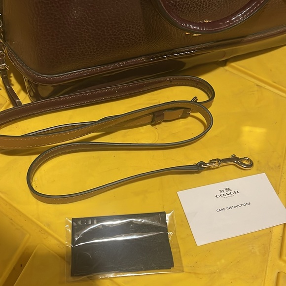 COACH SIERRA SATCHEL IN PEBBLE AND PATENT LEATHERS F54664 AND WALLET - Picture 10 of 13